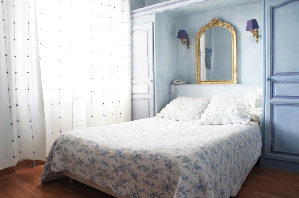 Auberge Bourrelly カブリエ 部屋 写真